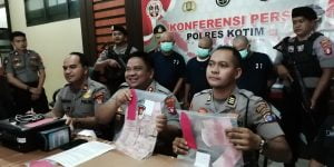 Komplotan Pengedar Uang Palsu Diringkus Polisi ekspos kasus uang palsu di kotim