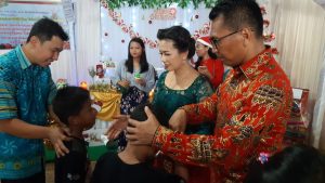 Kapolres Kobar Undang 60 Anak Yatim Piatu Kapolres Kobar Undang 60 Anak Yatim Piatu