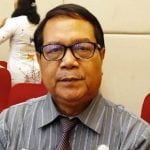 Dekan FISIP UPR, Prof Dr Ir Kumpiady Widen PhD