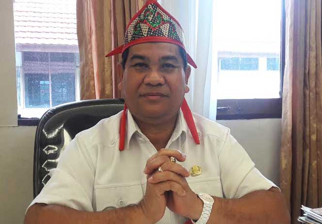 Kepala Disbudpar Kalteng Guntur Talajan
