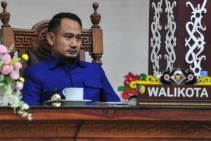 Wali Kota Terbitkan Edaran THR Wali Kota Terbitkan Edaran THR