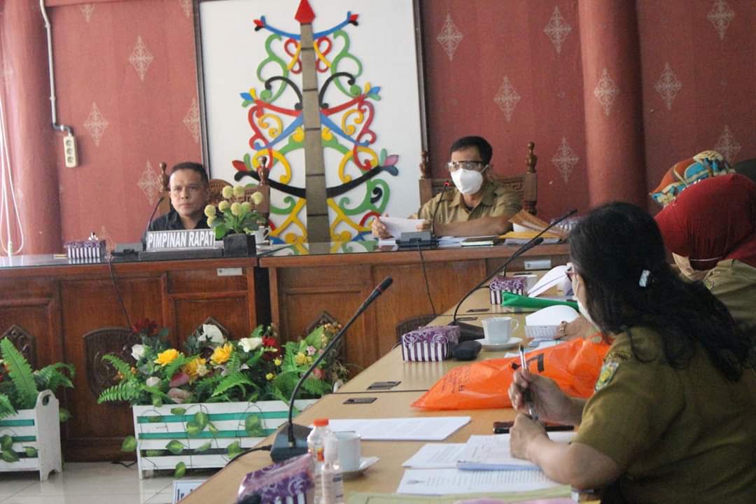 Pansus Soroti Dewan Direksi di BUMD Isen Mulang