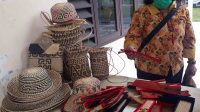 Tekuni Kerajinan Rotan Bisa Berkeliling Beberapa Kota