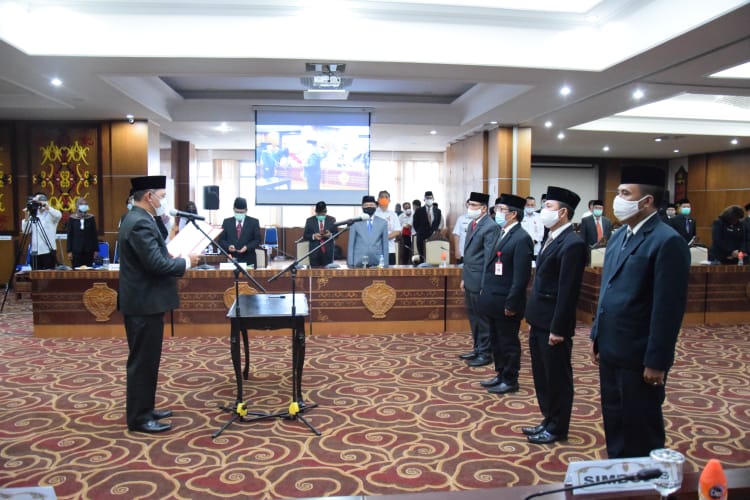 NOMENKLATUR BARU-119 Jabatan di Lingkup Setda Provinsi Kalteng Dikukuhkan