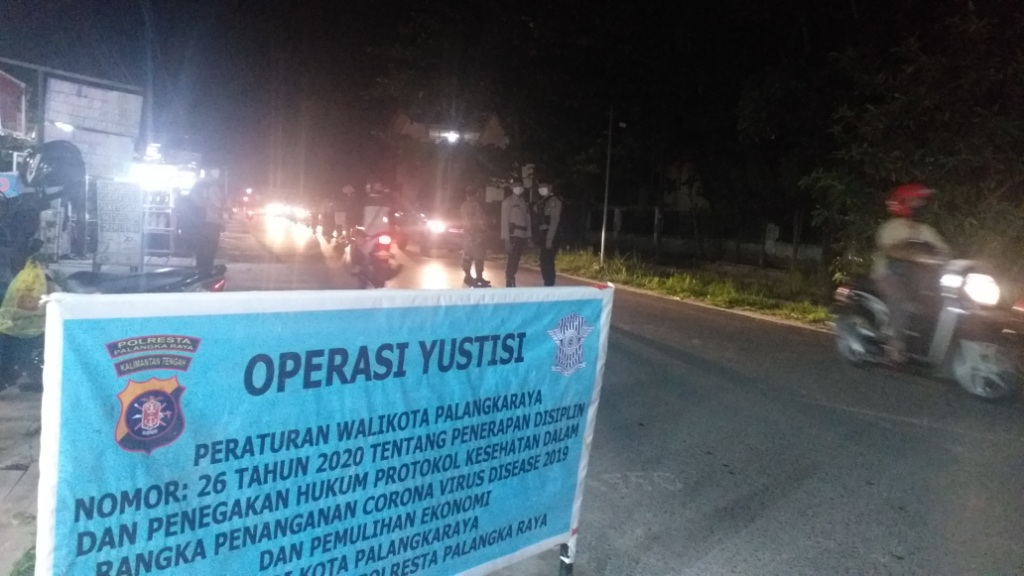 Tim Satgas Gelar Operasi Yustisi, Warga Mulai Tertib Tim Satgas Gelar Operasi Yustisi, Warga Mulai Tertib