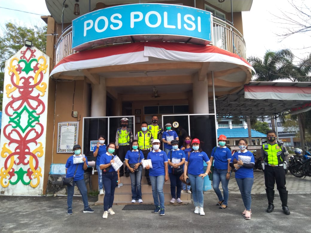 DPC PWKI Palangka Raya Bagikan Seribu Masker