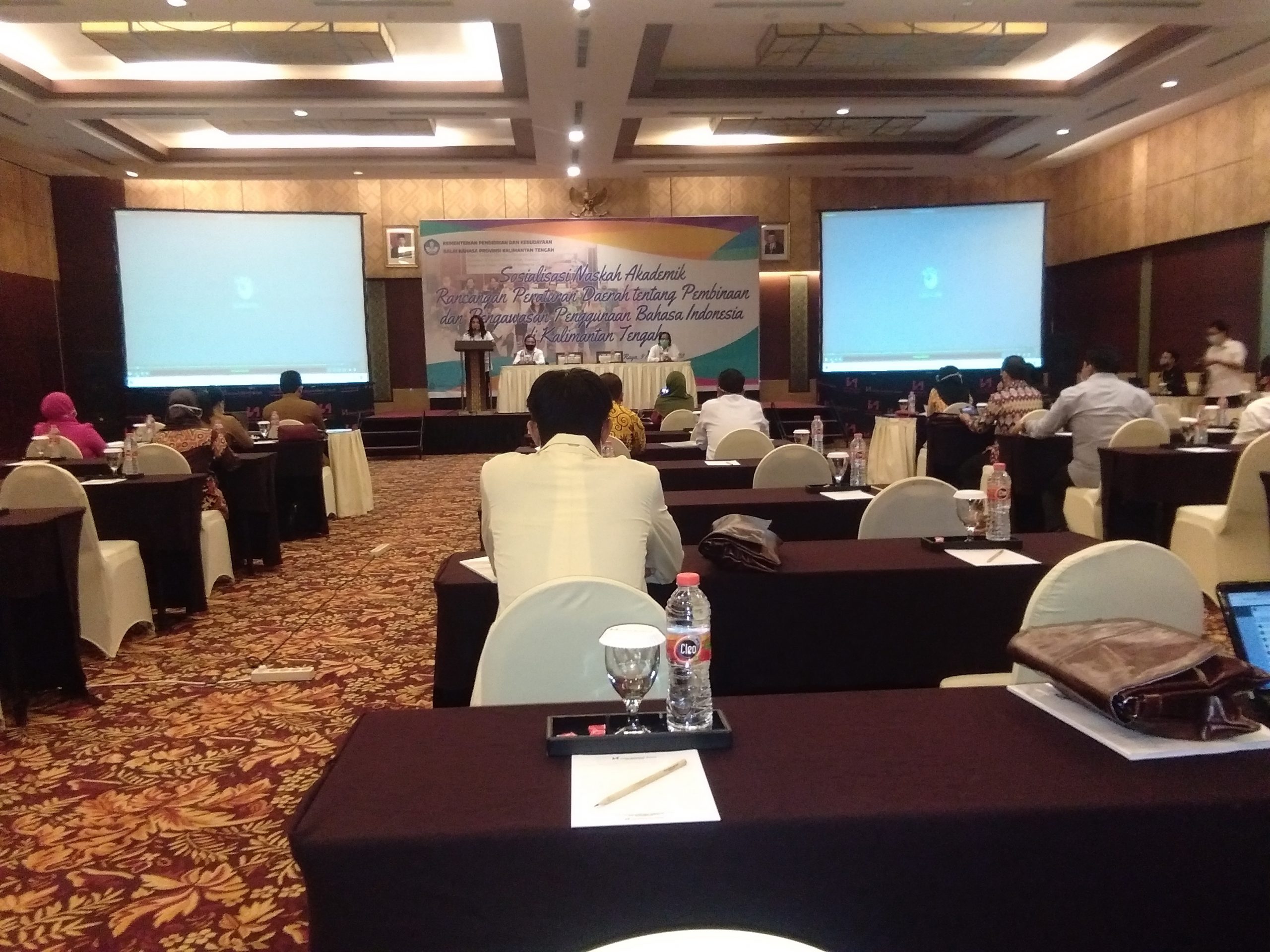 Naskah Akademik Raperda Penggunaan Bahasa Indonesia Disosialisasikan