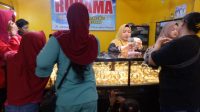 HARGA EMAS MULAI TURUN