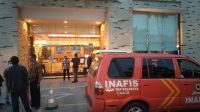 Jatuh Saat Perbaiki Plafon, Pekerja Luar di Swisbell Hotel Tewas 