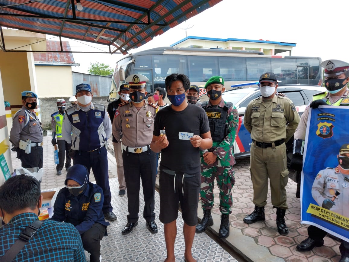 KESELAMATAN LALU LINTAS- 20 Sopir di Pangkalan Bun Jalani Test Urine