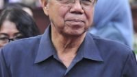 Masyarakat Dayak Berhak Mendapatkan Pendidikan Formal