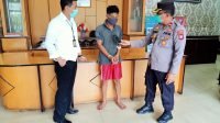 Kepepet, Nekat Curi HP Mantan Bos