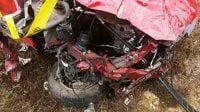 Innova Vs Honda Brio, 2 Orang Patah Kaki