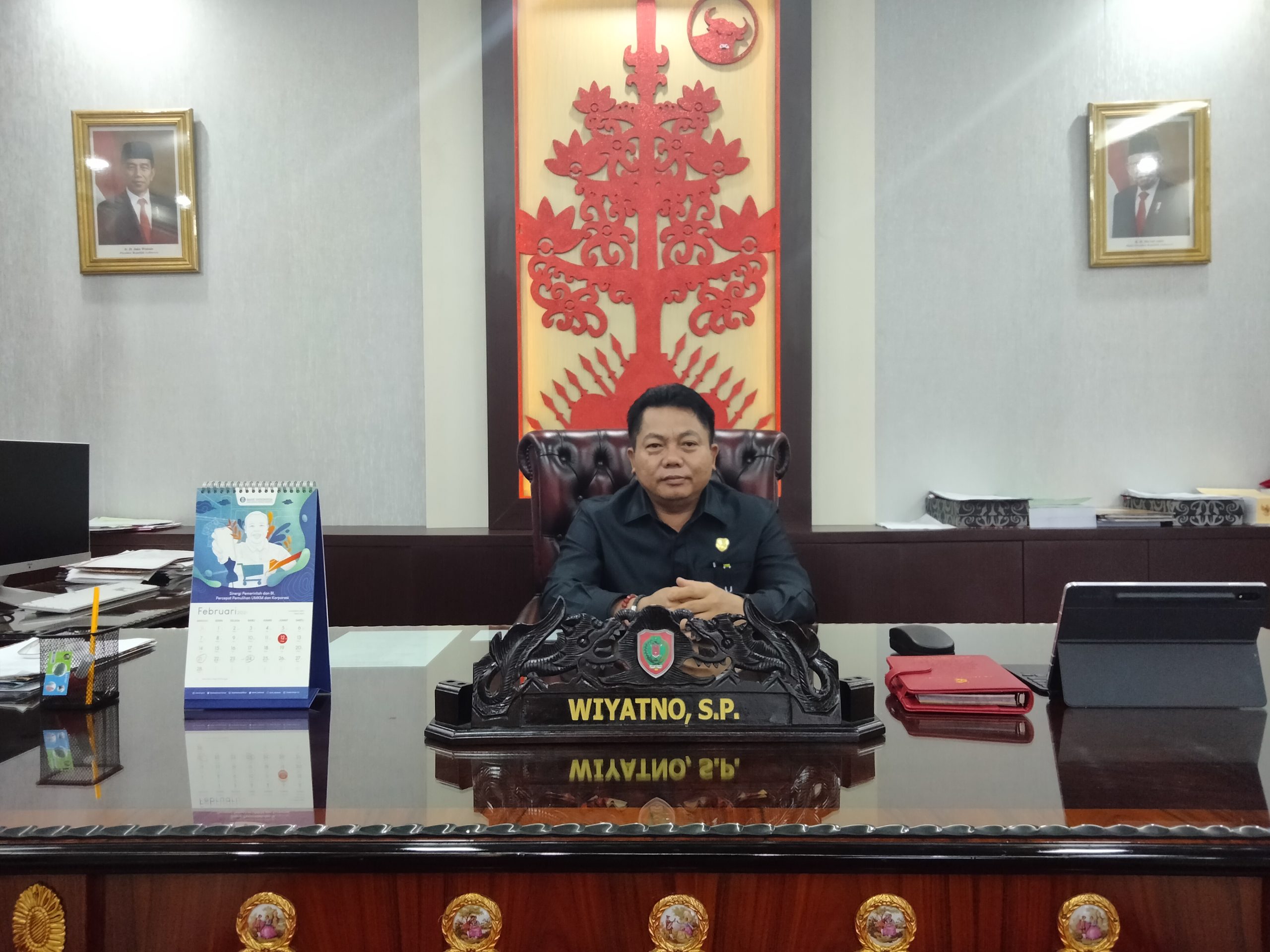 Donor Darah Warnai HUT DPRD Kalteng