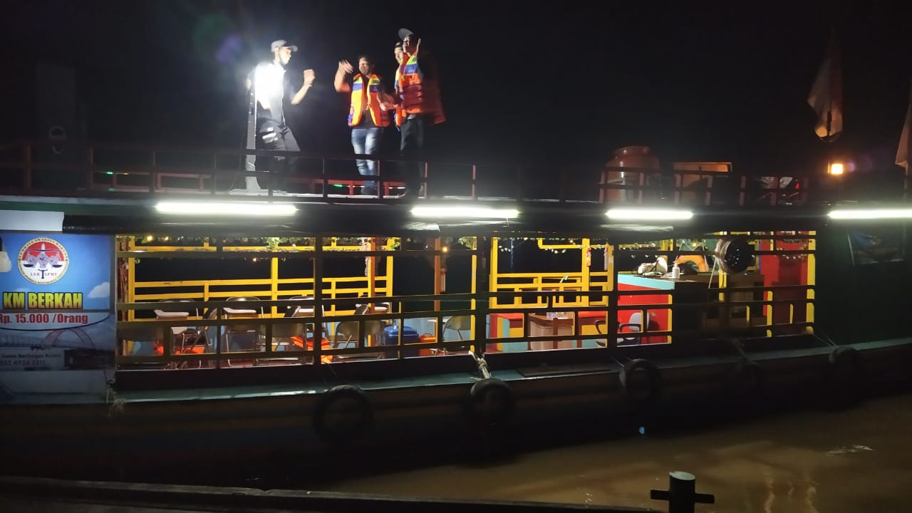 LSR LPMT –KT Bagarakan Sahur dari Atas Kapal