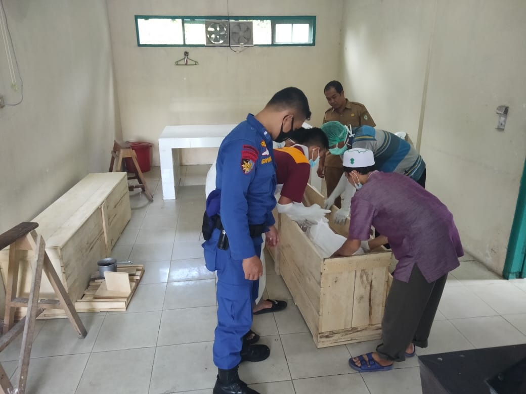 Jasad Mr X Dimakamkan Tanpa Keluarga