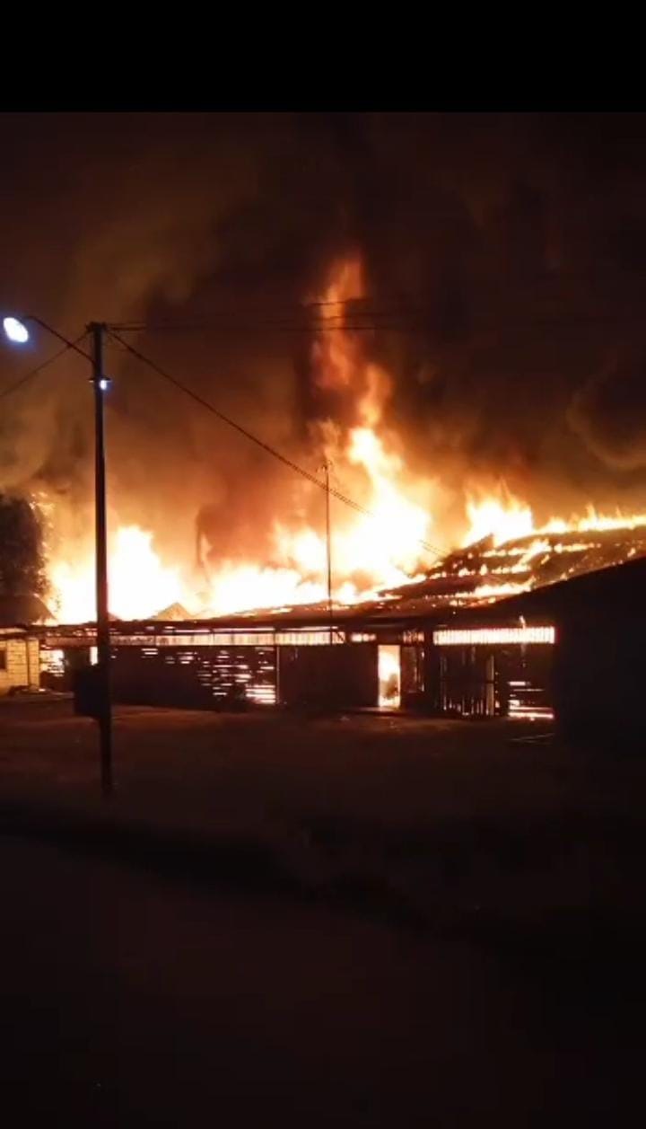 Gudang Beras Milik Anggota Dewan Terbakar