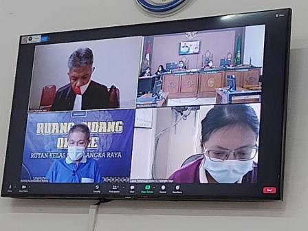 Palsukan Identitas untuk Menipu, Pasutri Dituntut 2,5 Tahun Penjara