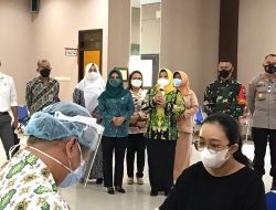 Kapolres dan Bupati Hadiri Vaksinasi Perdana untuk Ibu Hamil