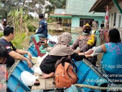 Polsek Arut Utara Bagikan Sembako dan Pemberian Obat 