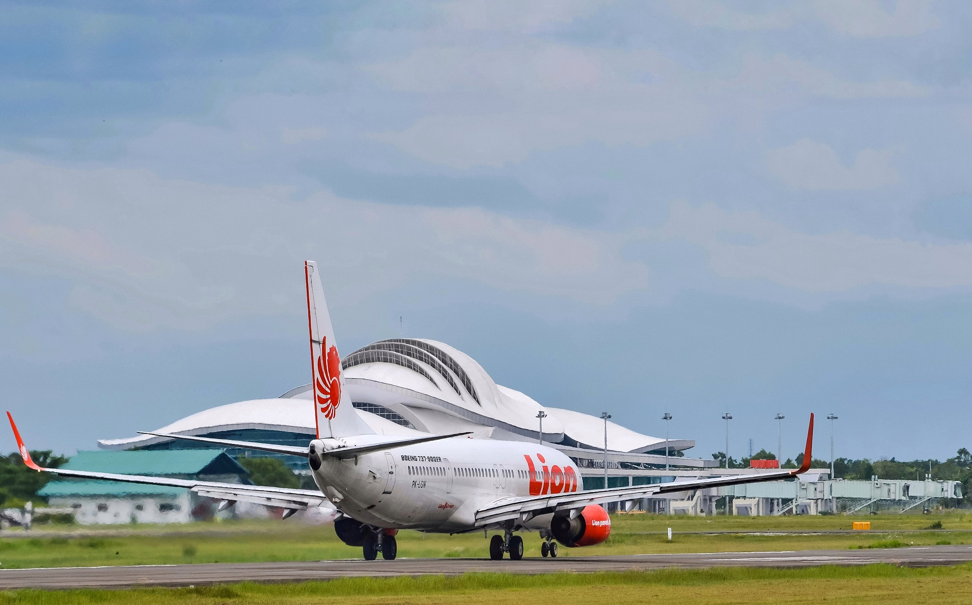 PENUMPANG ANJLOK - Lion Air Rumahkan Ribuan Karyawan