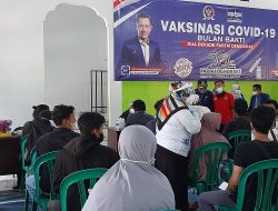 DPC Partai Demokrat Gelar Vaksinasi DPC Partai Demokrat Gelar Vaksinasi