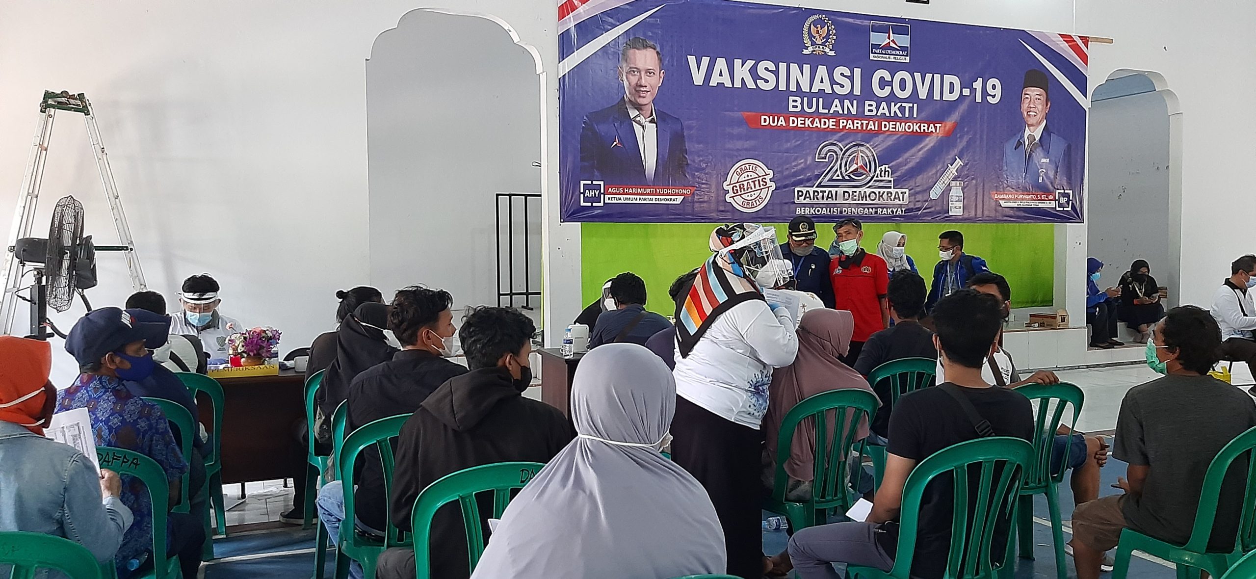 DPC Partai Demokrat Gelar Vaksinasi 