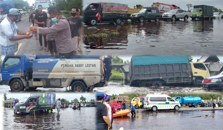 BANJIR BUKIT RAWI - Mulai Surut, Polisi Bagikan Nasi Bungkus