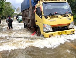 Kapolres: Sementara Jangan Lintasi Jalan Tjilik Riwut Km 15 Kasongan-Kereng Pangi Kapolres: Sementara Jangan Lintasi Jalan Tjilik Riwut Km 15 Kasongan-Kereng Pangi