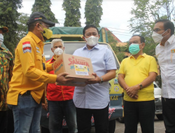 DPD Golkar Kalteng Siapkan 1.500 Paket Sembako DPD Golkar Kalteng Siapkan 1.500 Paket Sembako