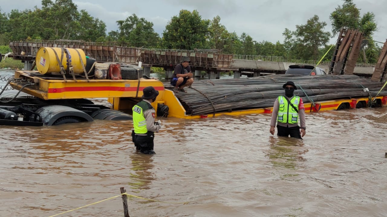 Banjir Bukit Rawi Bertahan 1 Meter