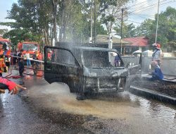 Mobil Pelangsir BBM Terbakar