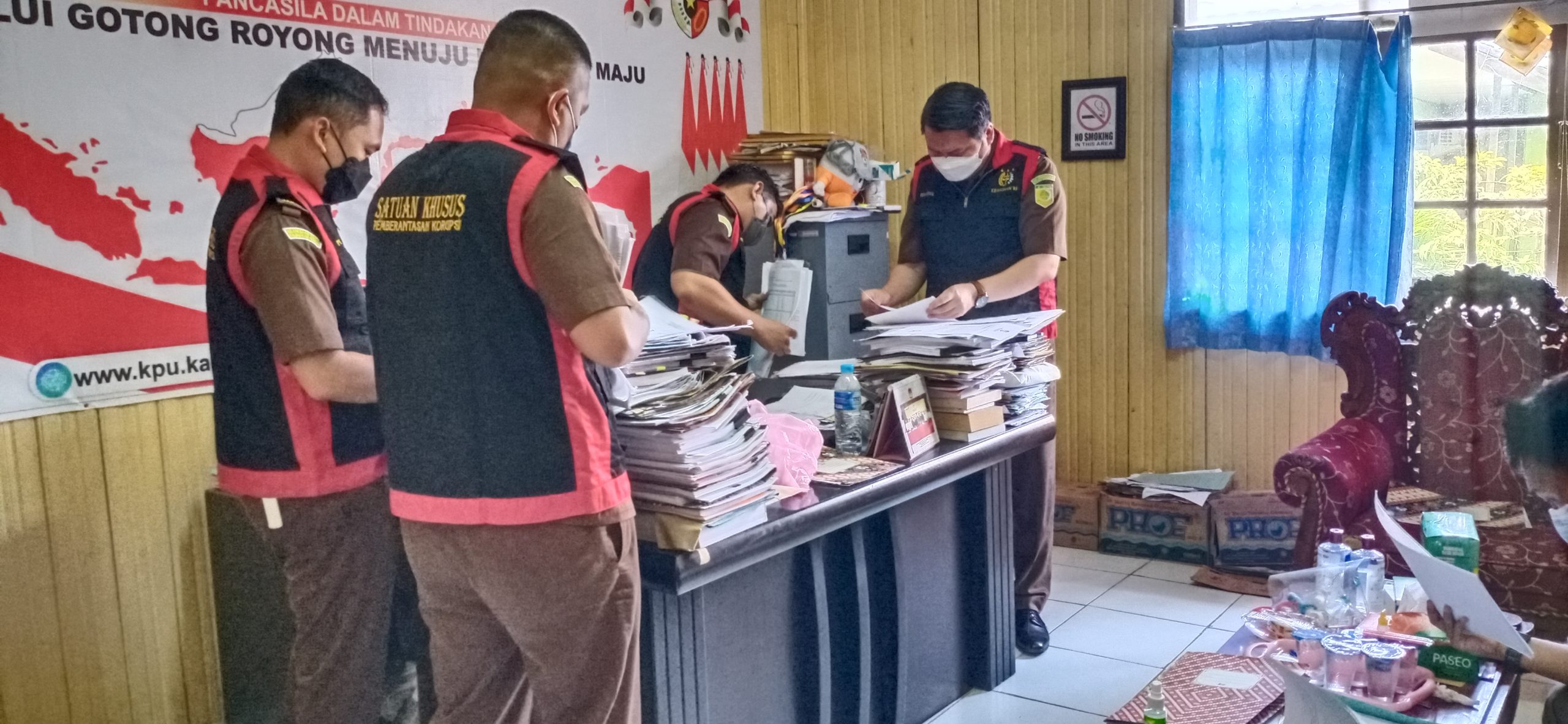 Kejari Geledah KPU Kapuas