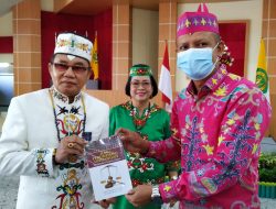 Rektor UPR Dorong Dosen Muda untuk Berkarya Melalui Buku