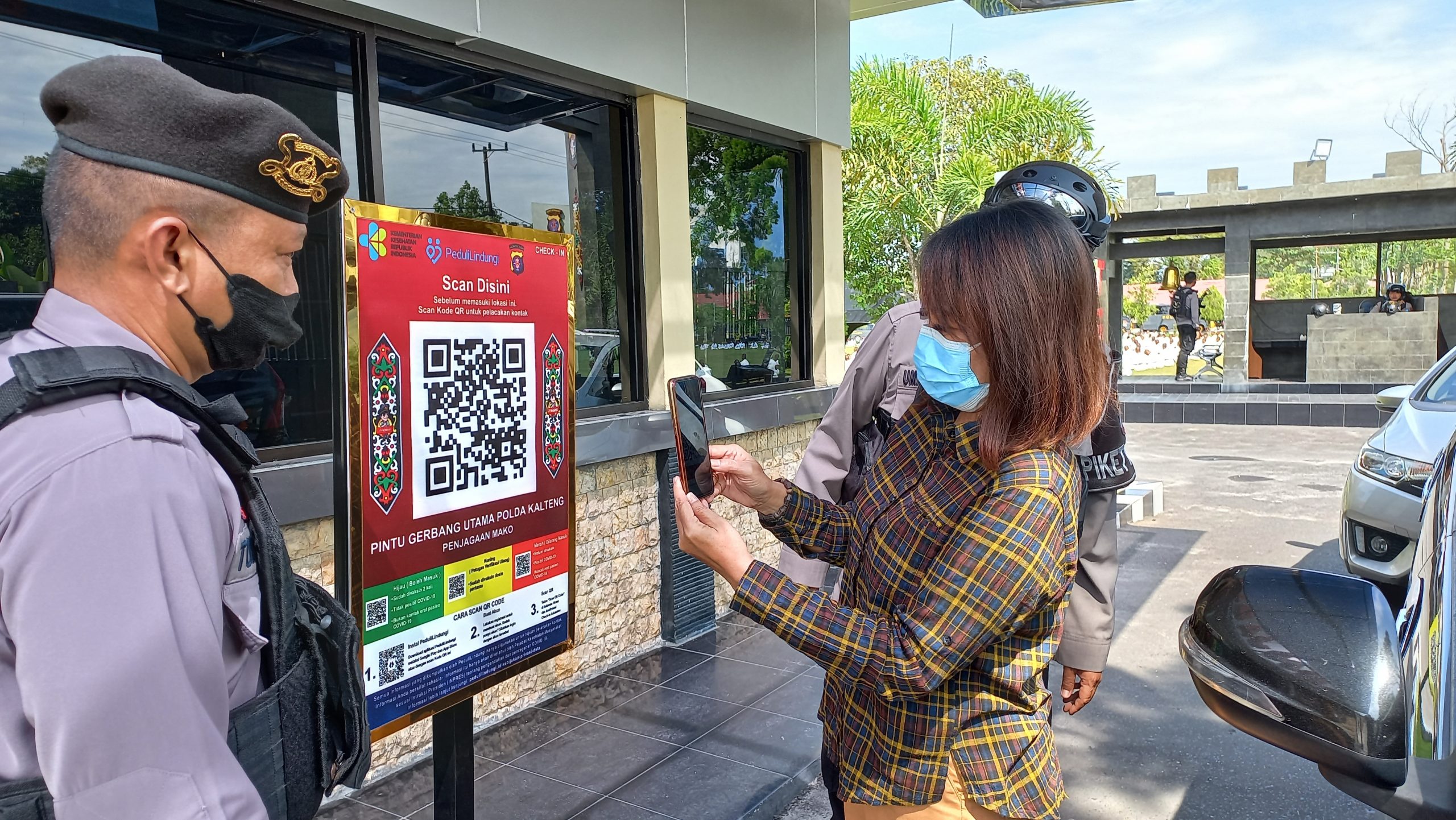 Aplikasi PeduliLindungi Syarat Masuk Polda Kalteng 