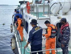 Penumpang KM Kirana I Terjun ke Laut