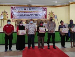 PERCEPAT VAKSINASI COVID -19- Polri, PT TAN dan Peradi Vaksin Masyarakat Lamandau PERCEPAT VAKSINASI COVID -19- Polri, PT TAN dan Peradi Vaksin Masyarakat Lamandau