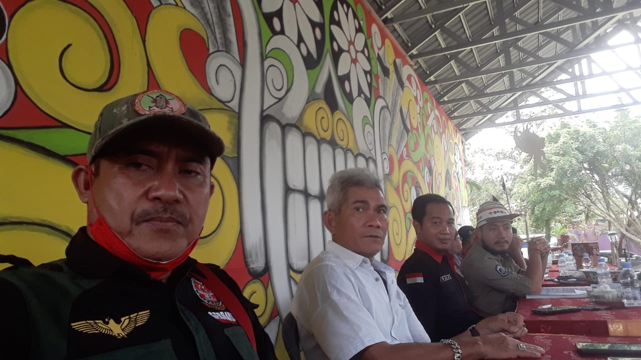 Tokoh Masyarakat Bartim: Seret Edy Mulyadi ke Ranah Hukum