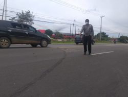 Hantam Avanza, Pengendara Jupiter MX Tewas di Km 5 Hantam Avanza, Pengendara Jupiter MX Tewas di Km 5