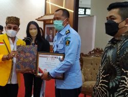 FH UPR Gelar Lomba Karya Tulis Ilmiah dan Seminar Nasional