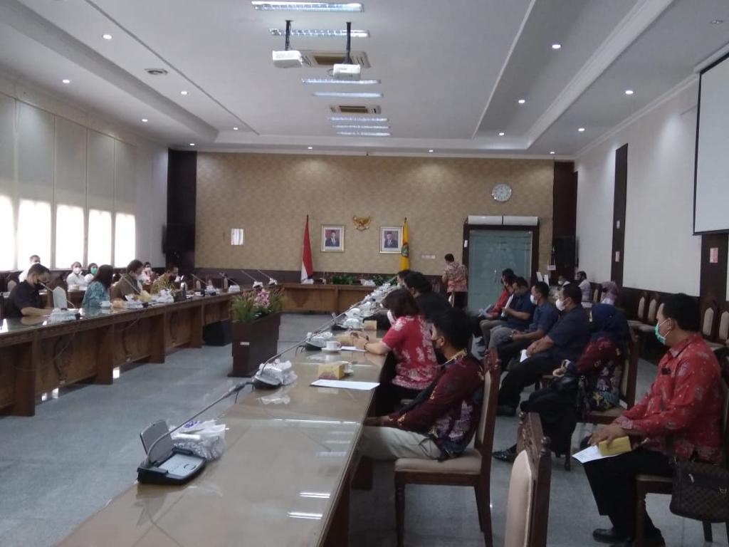 Dinonaktifkan Sekda, Tekon Mengadu ke DPRD Kalteng Dinonaktifkan Sekda, Tekon Mengadu ke DPRD Kalteng