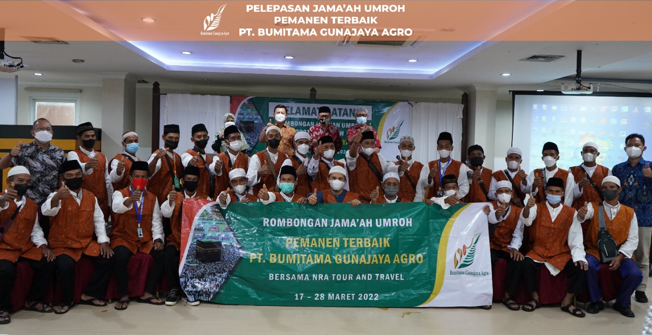 26 Orang Pemanen Sawit Berangkat Umroh