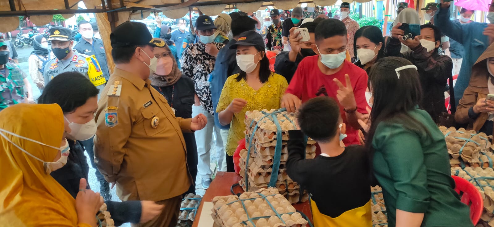 Bupati Pinta Perangkat Daerah Pemungut Inovatif Kejar Target Bupati Pinta Perangkat Daerah Pemungut Inovatif Kejar Target