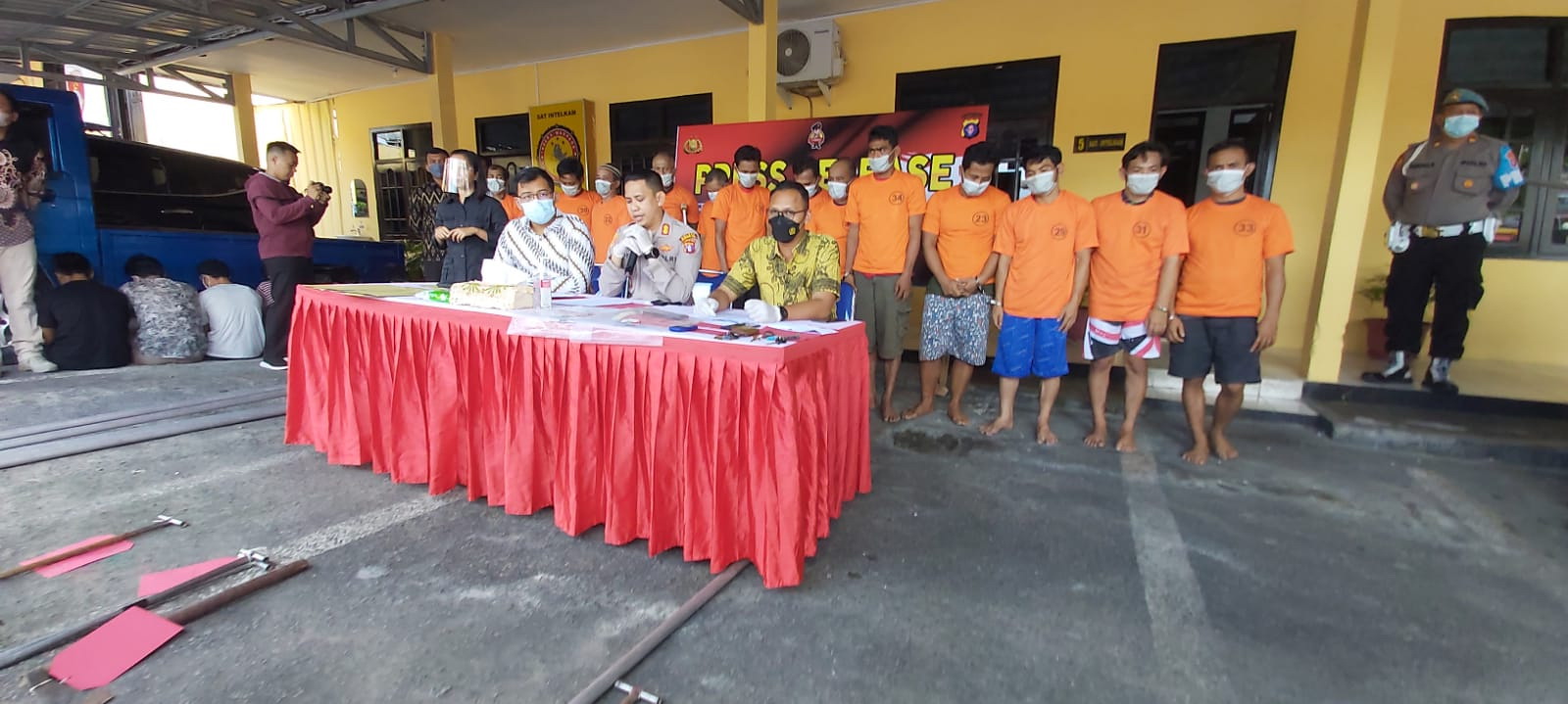 Puluhan Pencuri Sawit Diringkus Polisi