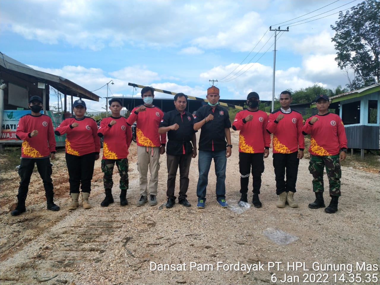 Sinergritas PT. HPL dengan Koperasi Fordayak Merah Putih.