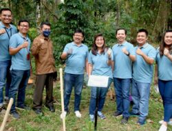 KEMILAU HUT KE-33 TAHUN-Kali ini, FIFGROUP Ajak Karyawan Tanam 3.695 Pohon