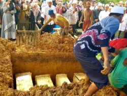 H Masrawan Dikubur 1 Liang Lahat Bersama Istri, Anak dan Mertua