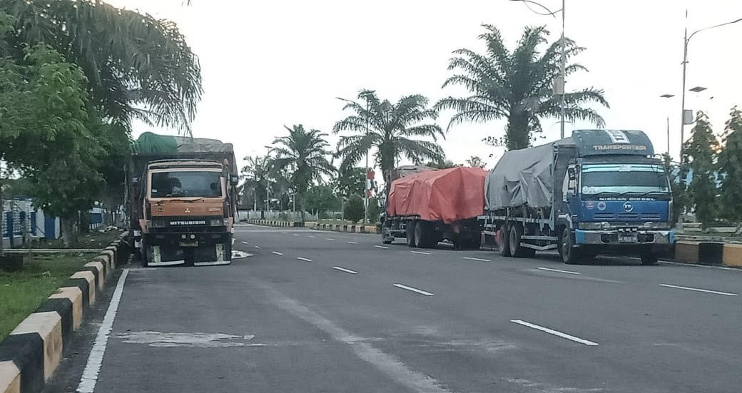 7 Truk Mitra IFP Masih Ditahan