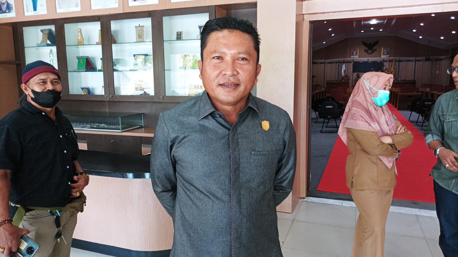 Fraksi PAN Pinta Pengaspalan Jalan Segera Dilakukan