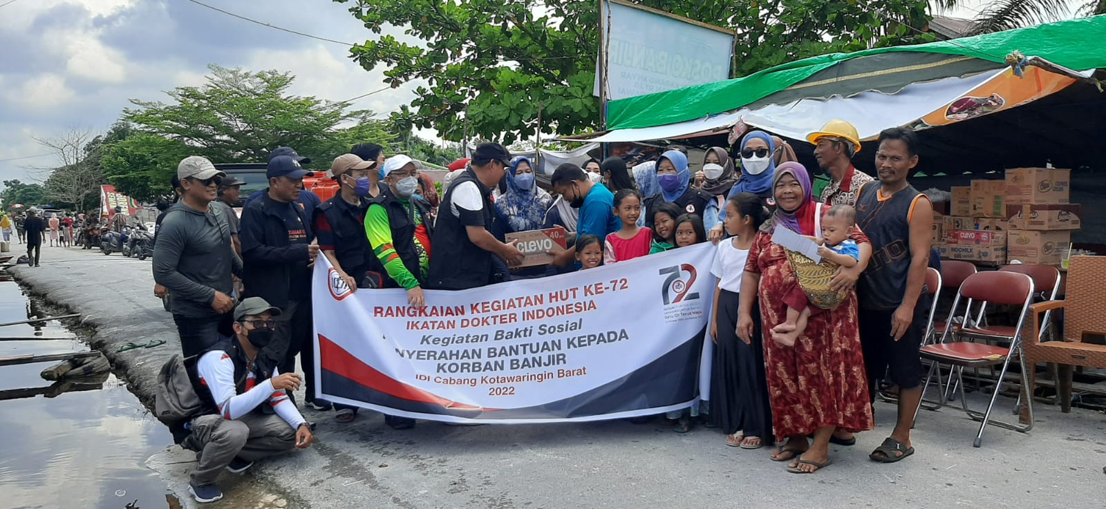 IDI Cabang Kobar Salurkan Bantuan Bagi Korban Banjir